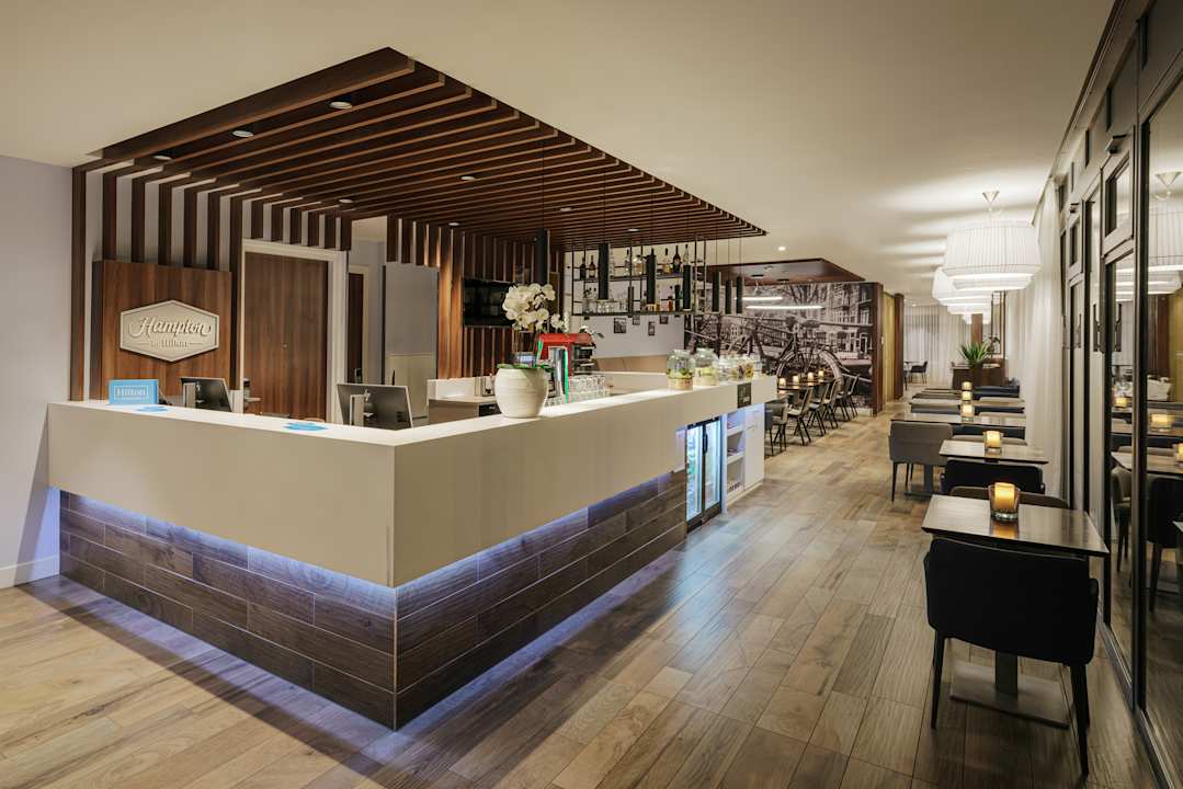 Lobby Hampton by Hilton Amsterdam Centre East