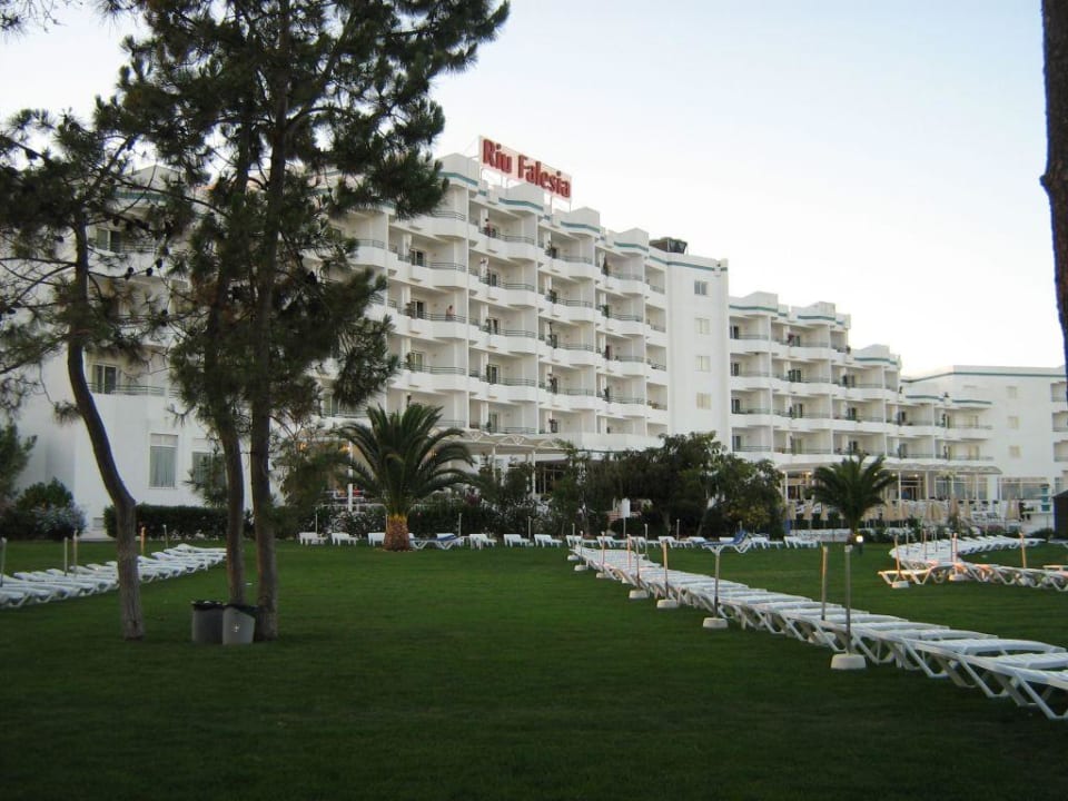 Aussenansicht des Hotels PortoBay Falésia