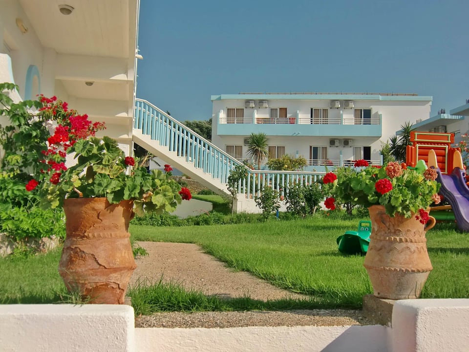 Schöne Anlage Georgia Hotel