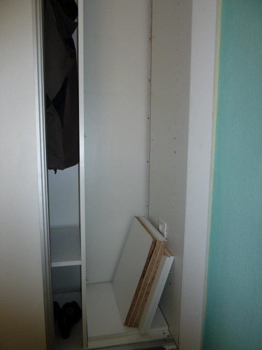 Defekter Schrank Los Olivos Beach Resort