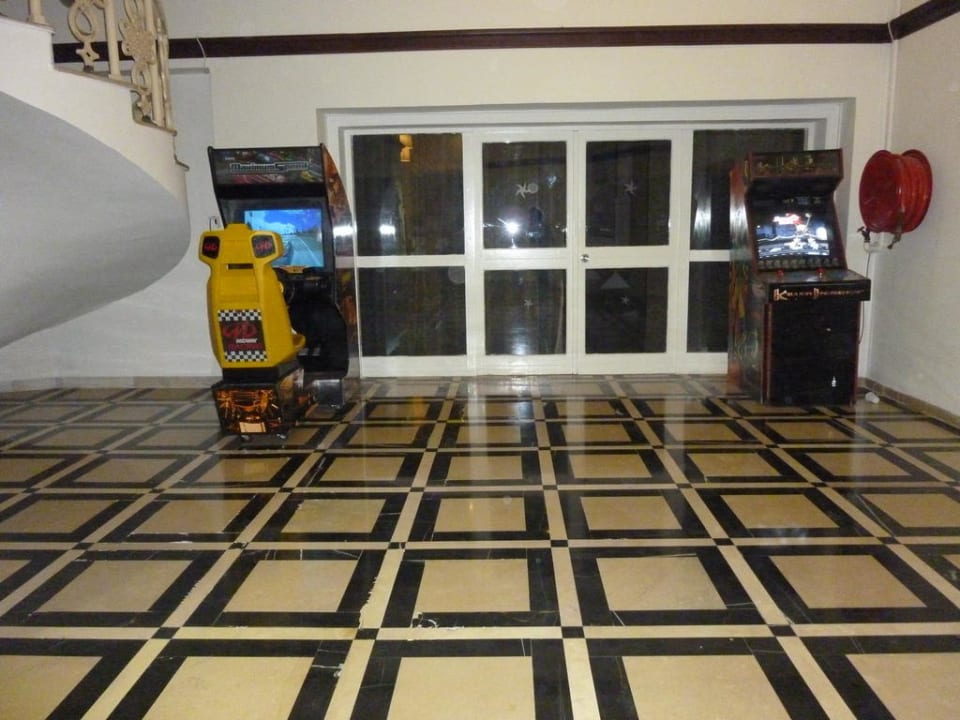 Spiele Iberostar Waves Mehari Djerba