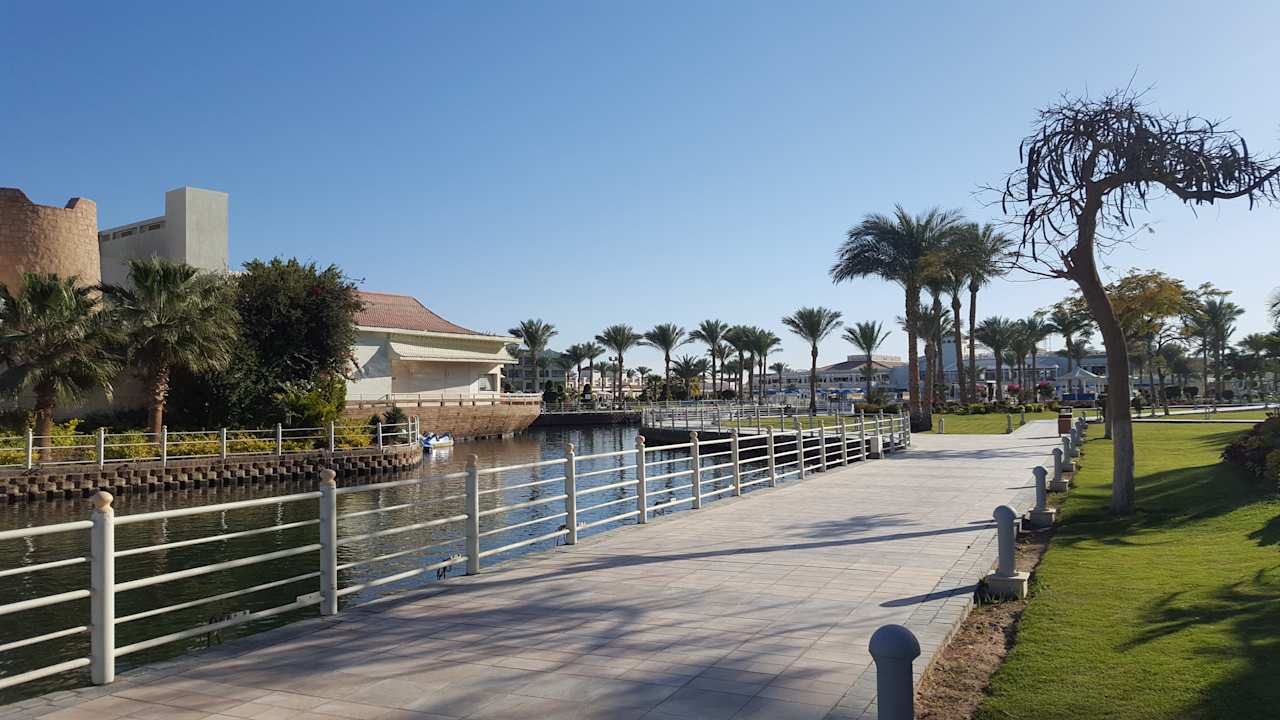 Gartenanlage Pickalbatros Dana Beach Resort - Hurghada