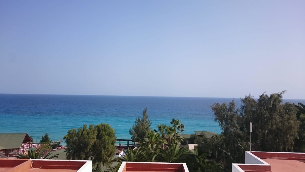 Blick vom Balkon 2. Etage Marina Playa Suite Hotel