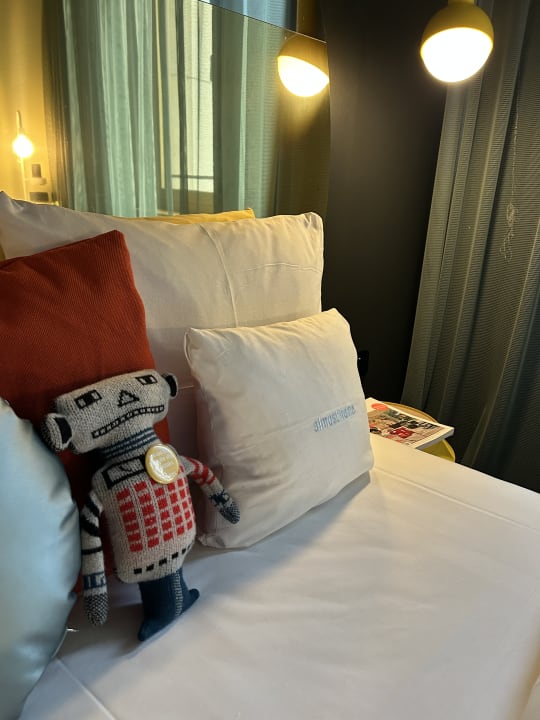 Zimmer 25hours Hotel The Circle