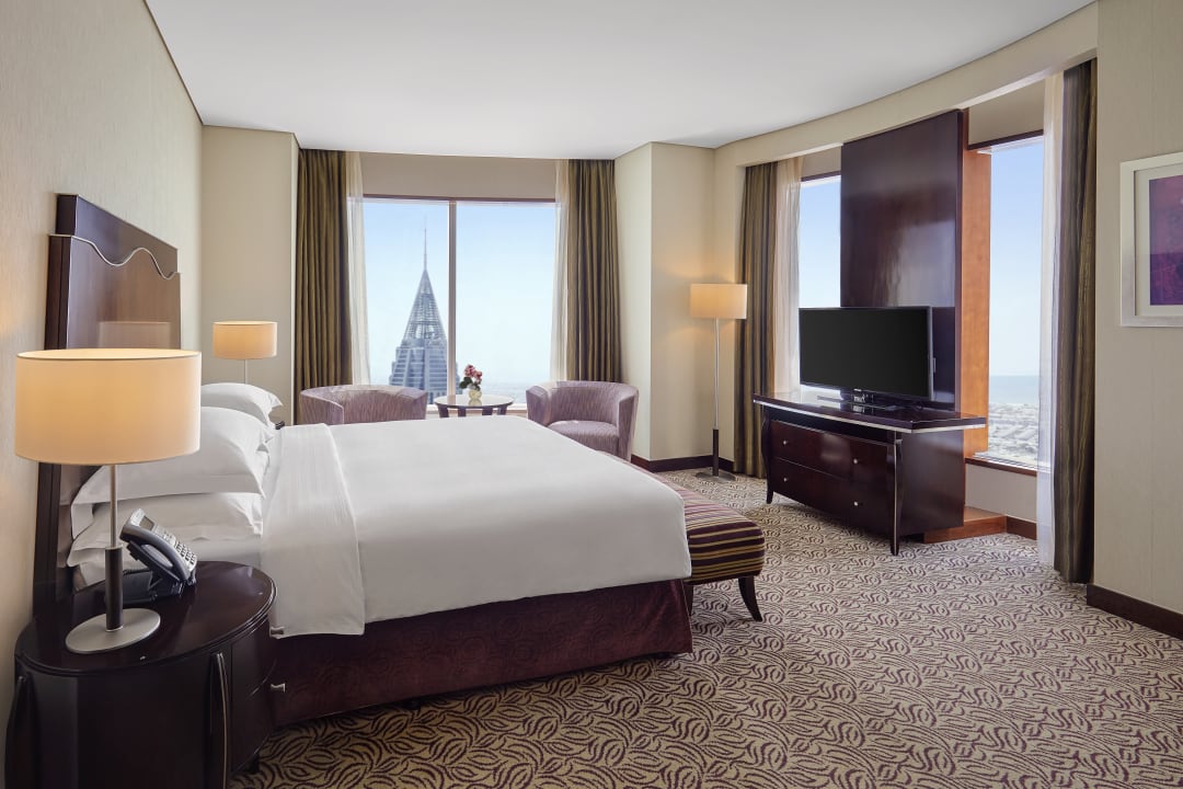 Zimmer Rose Rayhaan by Rotana