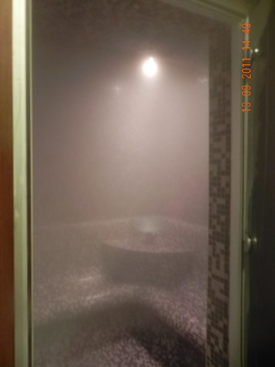 Steam room Ramada Plaza by Wyndham Antalya