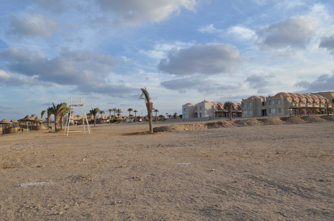 Hotel Three Corners Sea Beach Resort