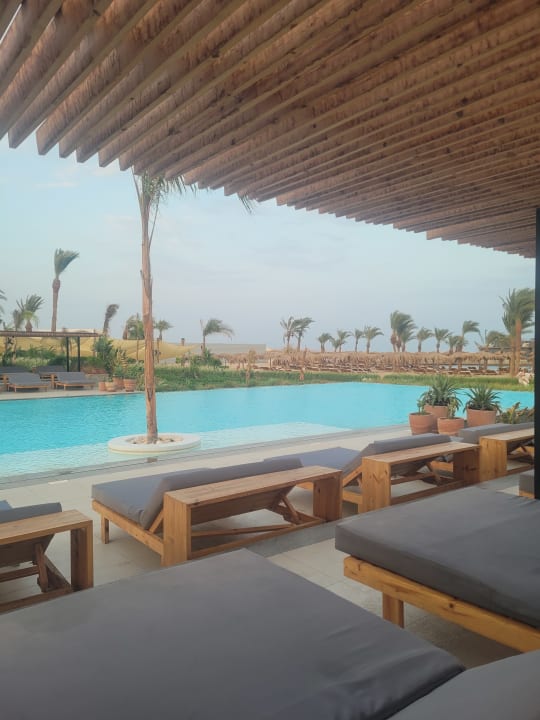 Pool Serry Beach Resort