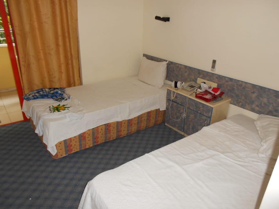 Кровати Hotel Wassermann