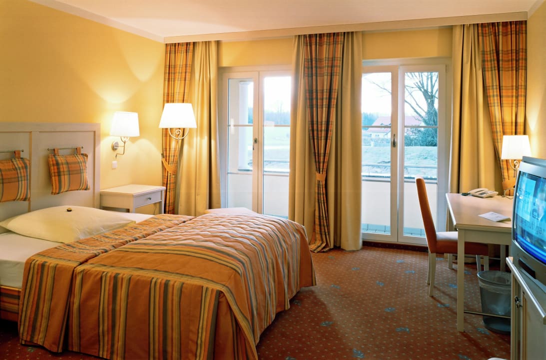 AmperVilla Comfort Zimmer 160 x 220 cm Hotel Ampervilla