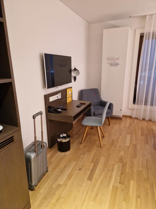 Zimmer JUFA Hotel Hamburg HafenCity