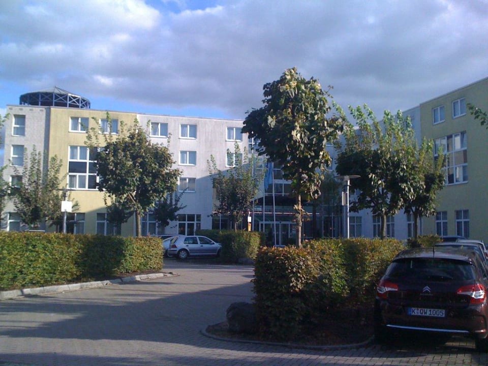 Nett im Grünen NH Frankfurt Airport West