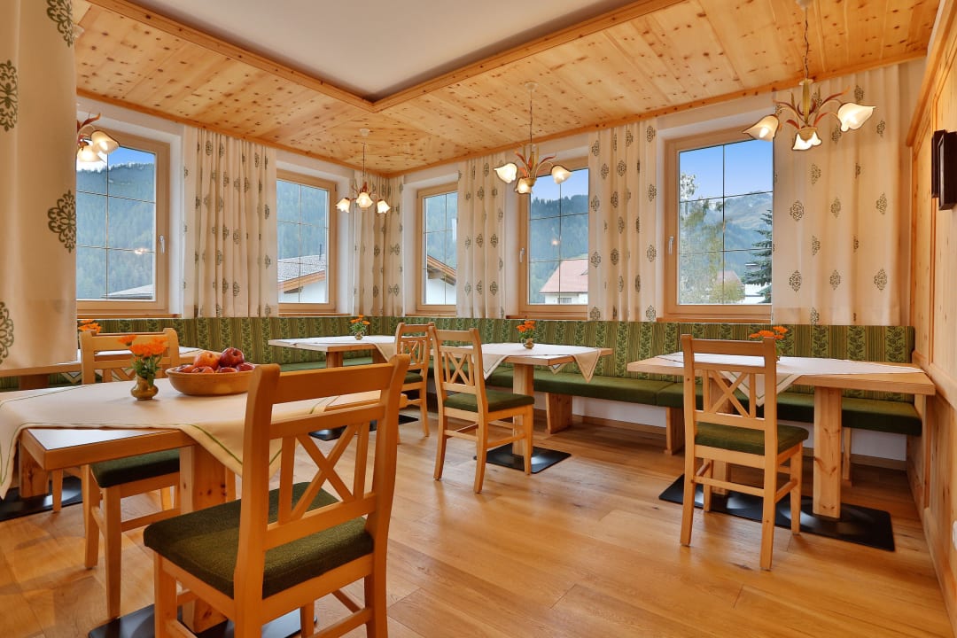 "Frühstücksraum" Haus Christina, Apartments ...