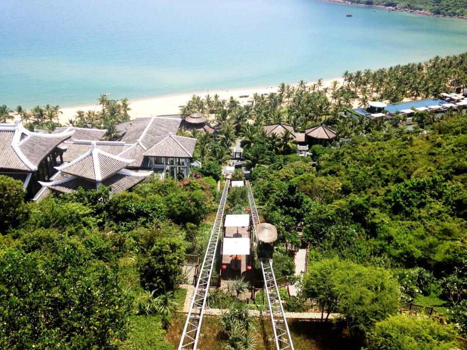 Seilbahn Hotel InterContinental Danang Sun Peninsula Resort