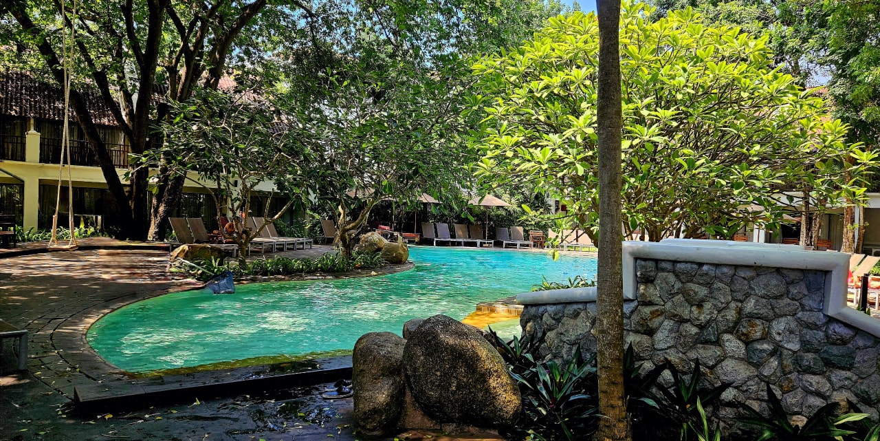 Pool Woodlands Hotel & Resort