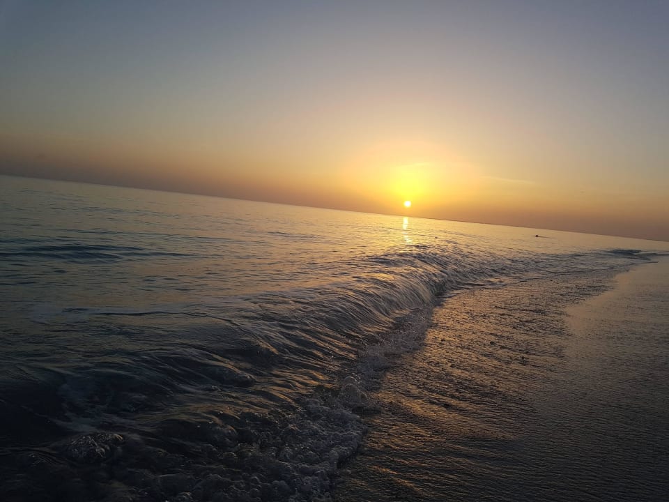 Sonnenaufgang über dem Meer Iberostar Origin Laguna Azul