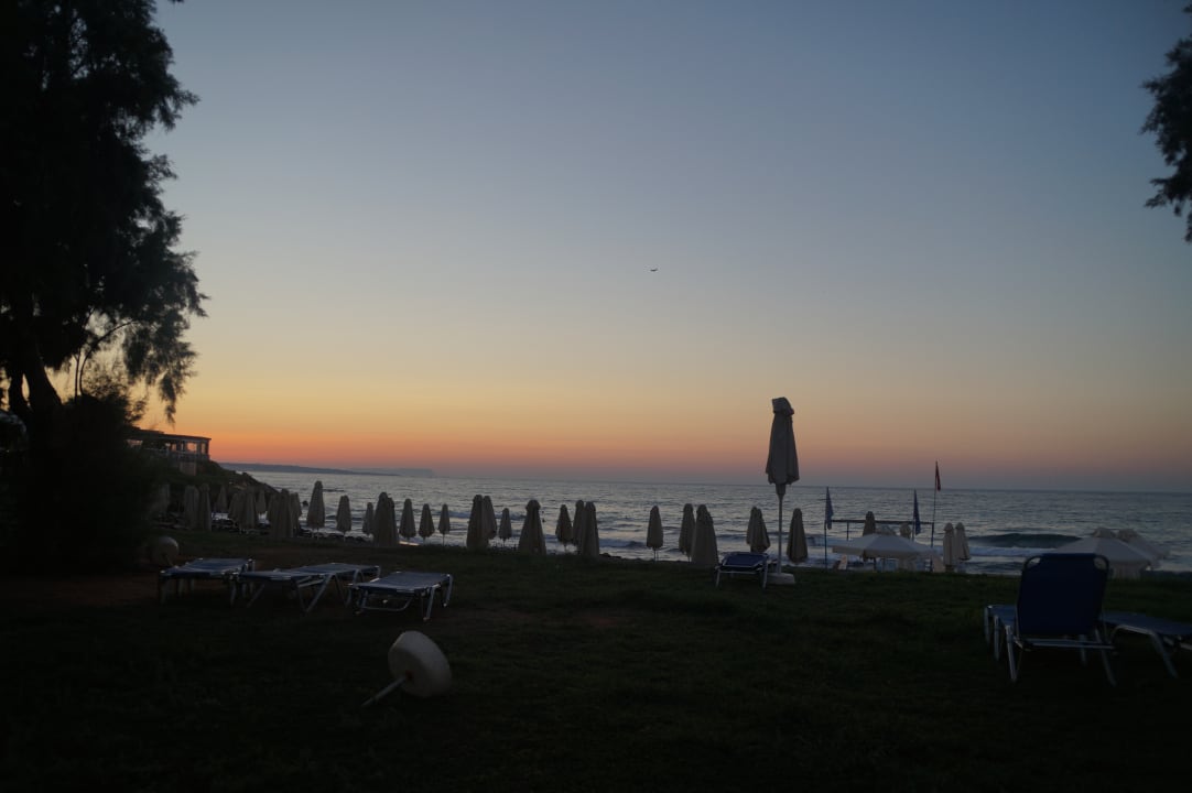 Strand Kernos Beach Hotel & Bungalows