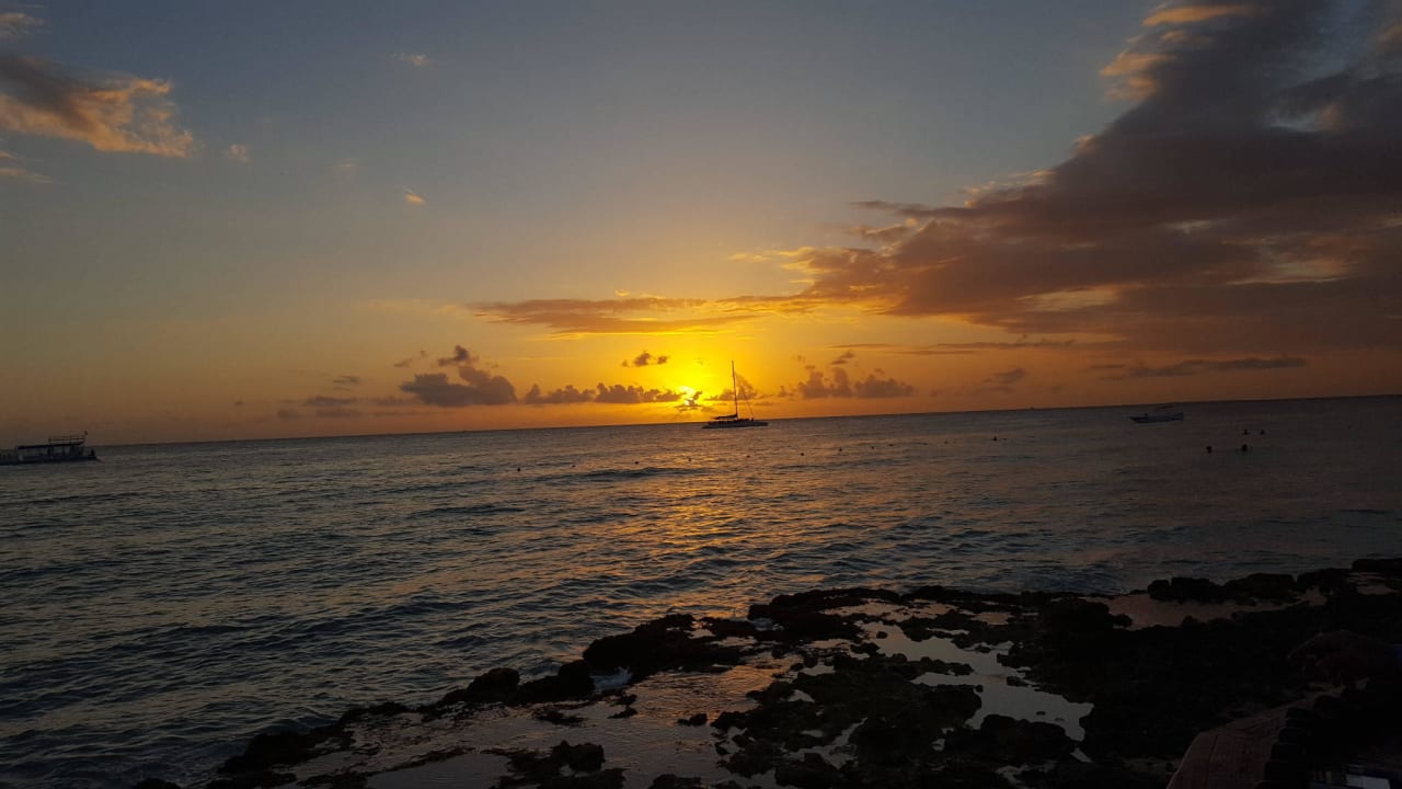 Sonnenuntergang über dem Meer Iberostar Selection Hacienda Dominicus