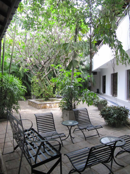 Terrasse am Eingang Kithala Resort