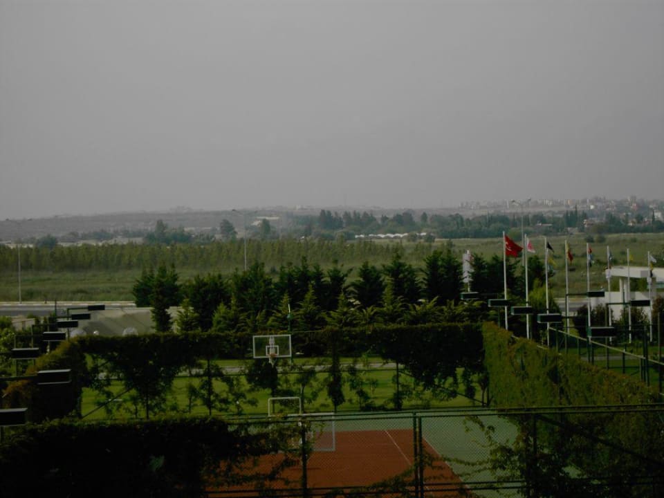 Tennisplätze Lara Barut Collection