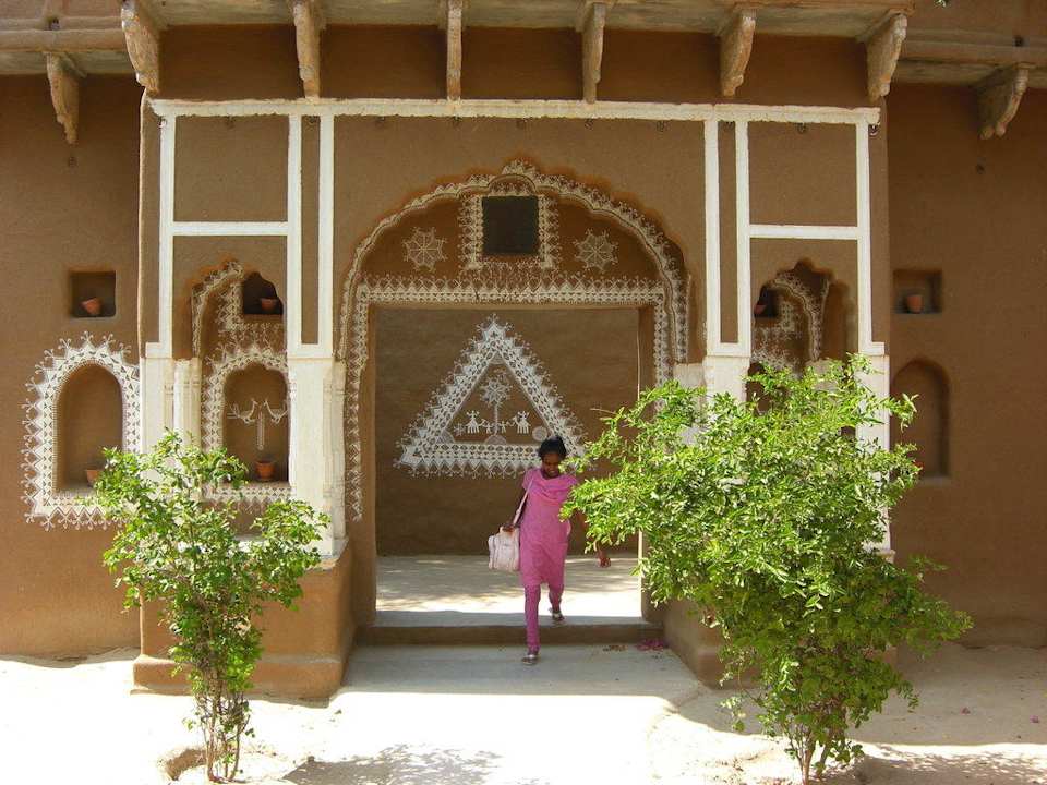 In einem Innenhof Hotel Desert Resort Mandawa