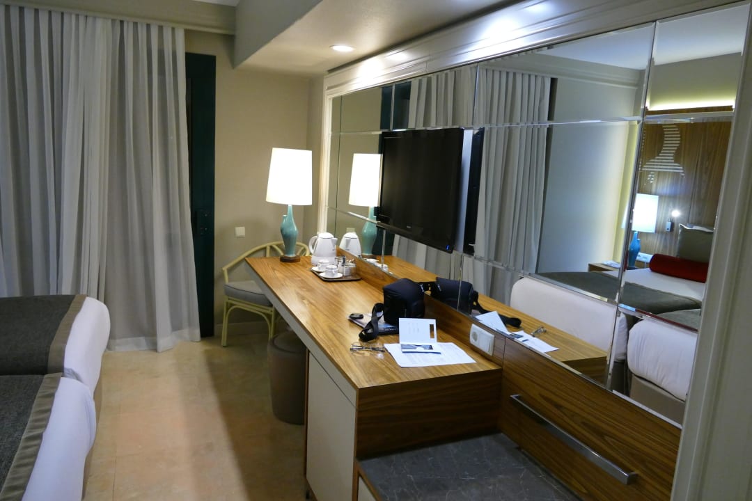 Schreibtisch und Ablage PALOMA Perissia