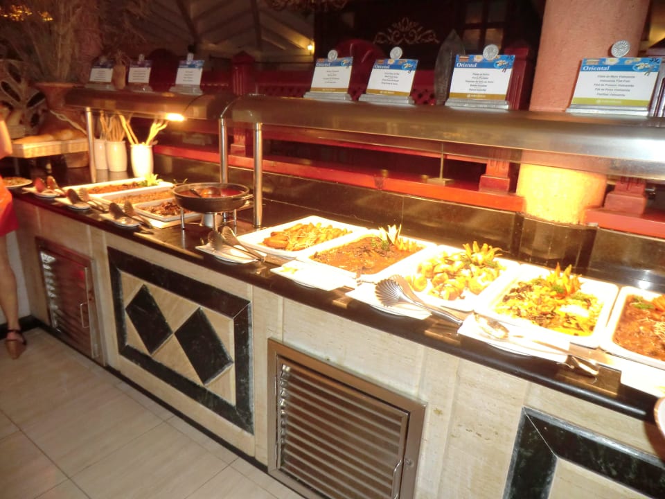 Das Büffet Bahia Principe Grand El Portillo