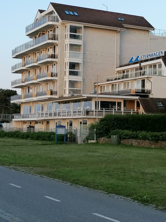 Außenansicht Badhotel Sternhagen