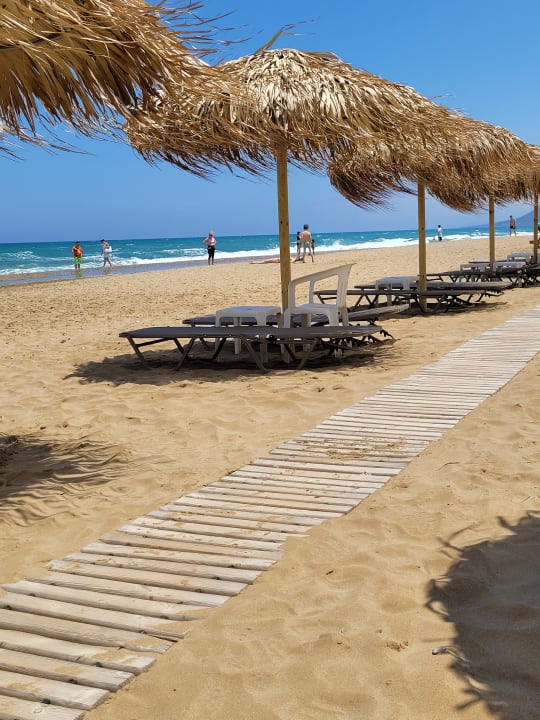 Strand Vantaris Palace