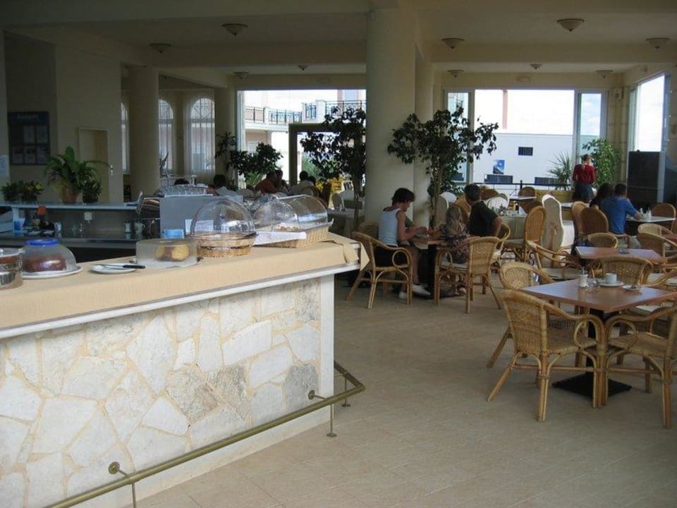 Poolbar und Frühstücksraum Kastalia Village & Saint Nikolas Hotel