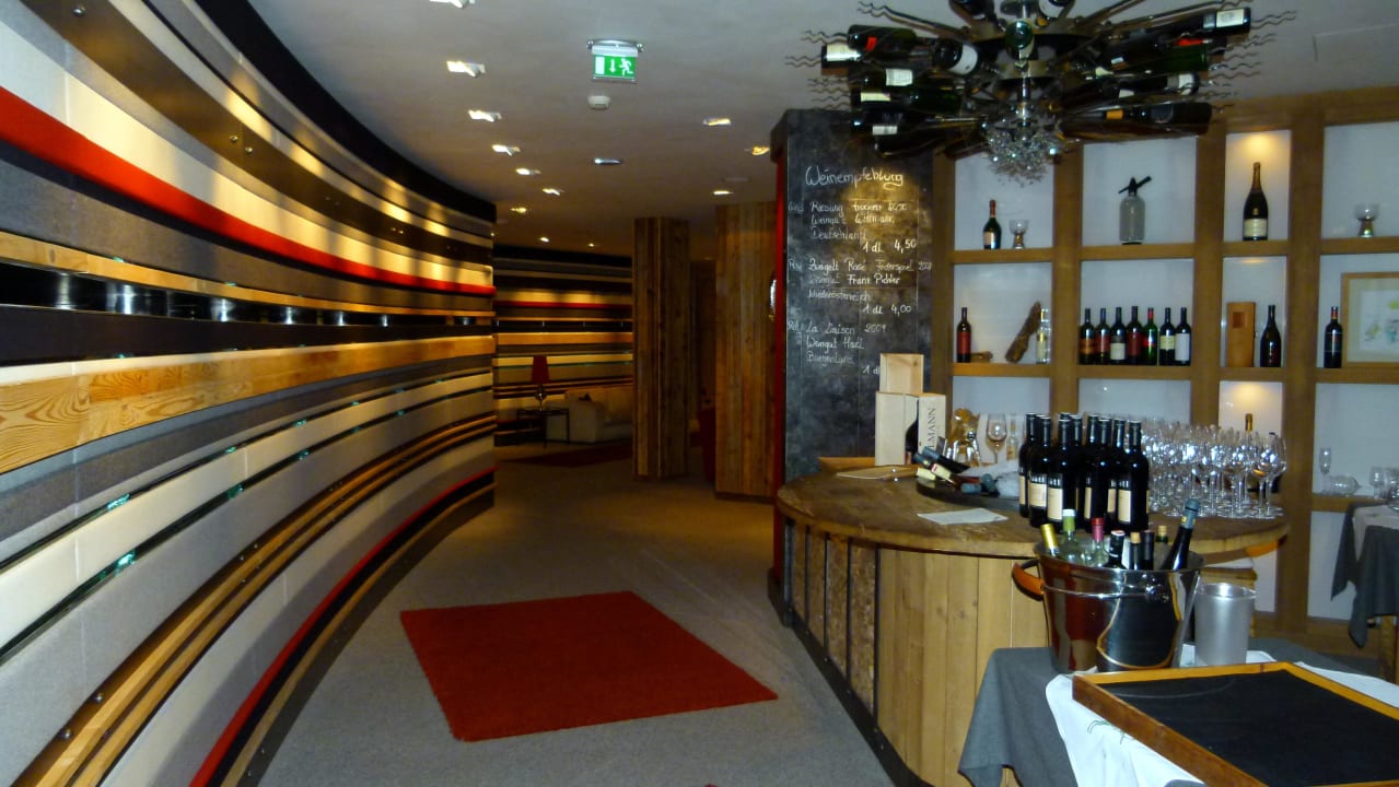 Wein & Design Jungbrunn - Der Gutzeitort