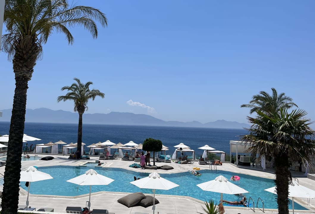 Ausblick Dimitra Beach Hotel & Suites