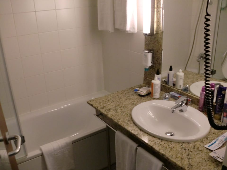 Zimmer Hotel NH Hamburg Altona