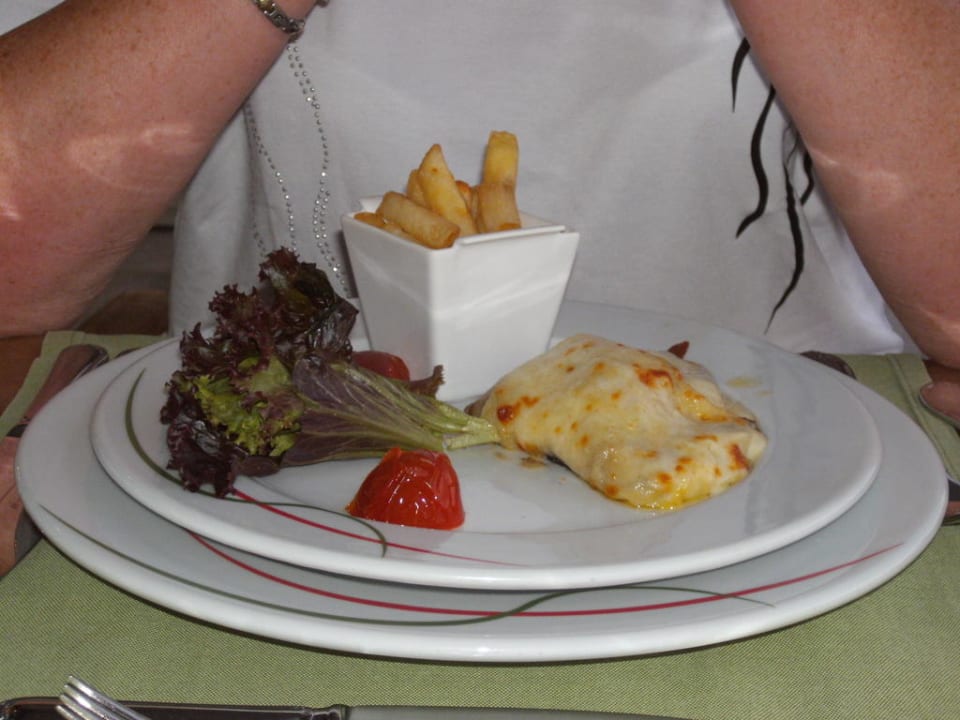 Zwischengang beim italiener Sunis Evren Beach Resort Hotel & Spa