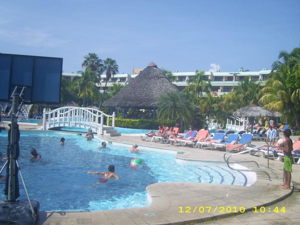 Poolanlage Sol Palmeras