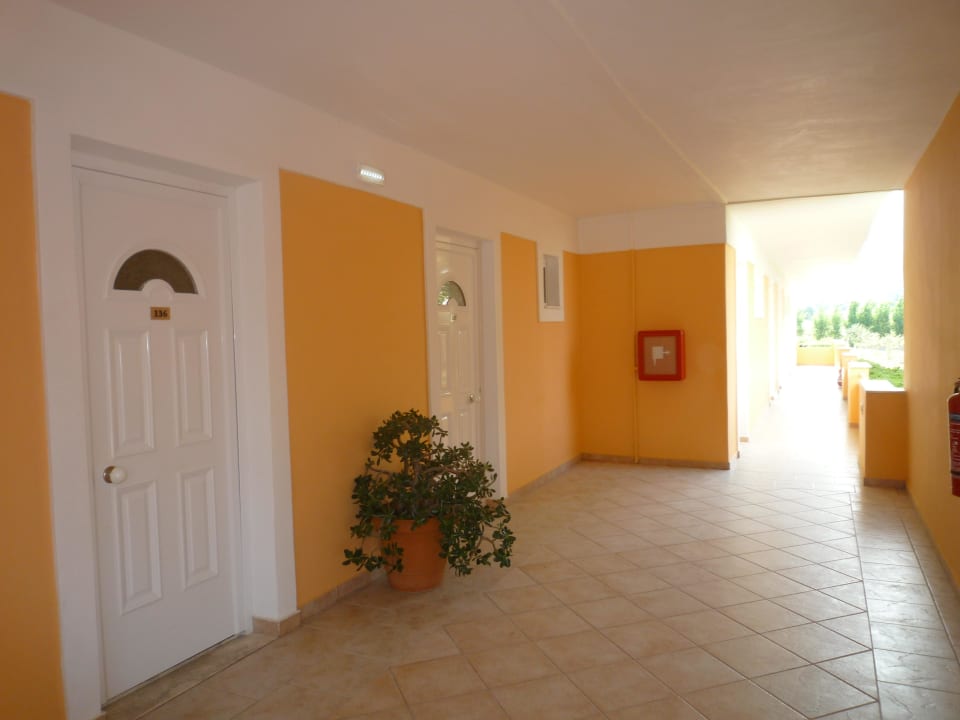 Unsere Zimmertür  Hotel Sirocco