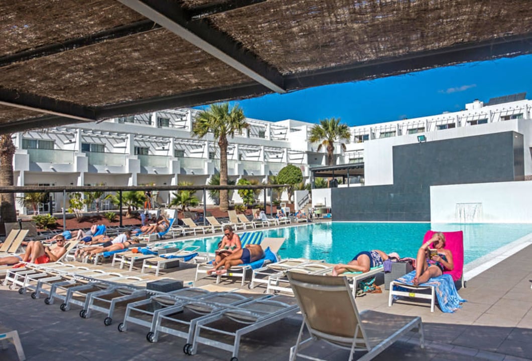 Action-Pool Sentido Aequora Lanzarote Suite