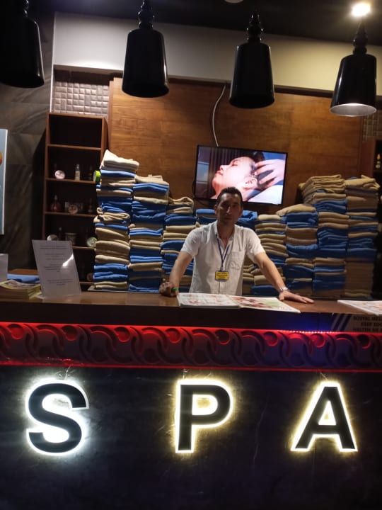 Sonstiges Well Palace Side