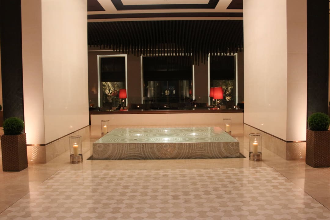 Lobby Park Hyatt Abu Dhabi Hotel and Villas