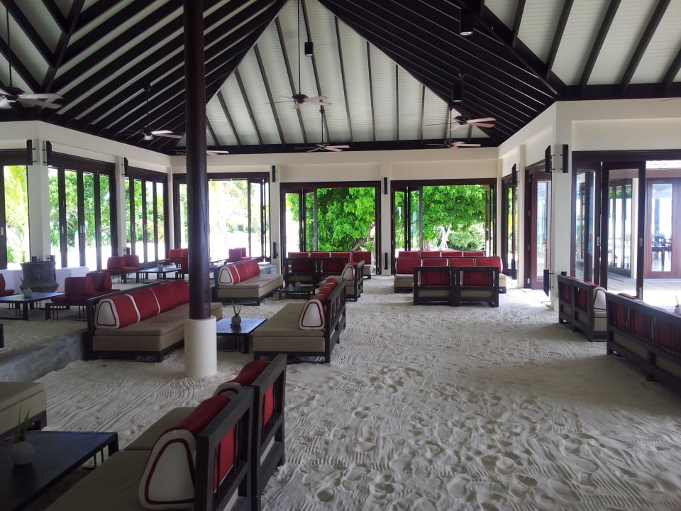 Indisches Restaurant Atmosphere Kanifushi Maldives