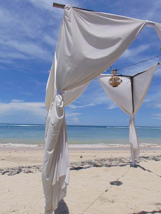 Strand Amber Lombok Beach Resort