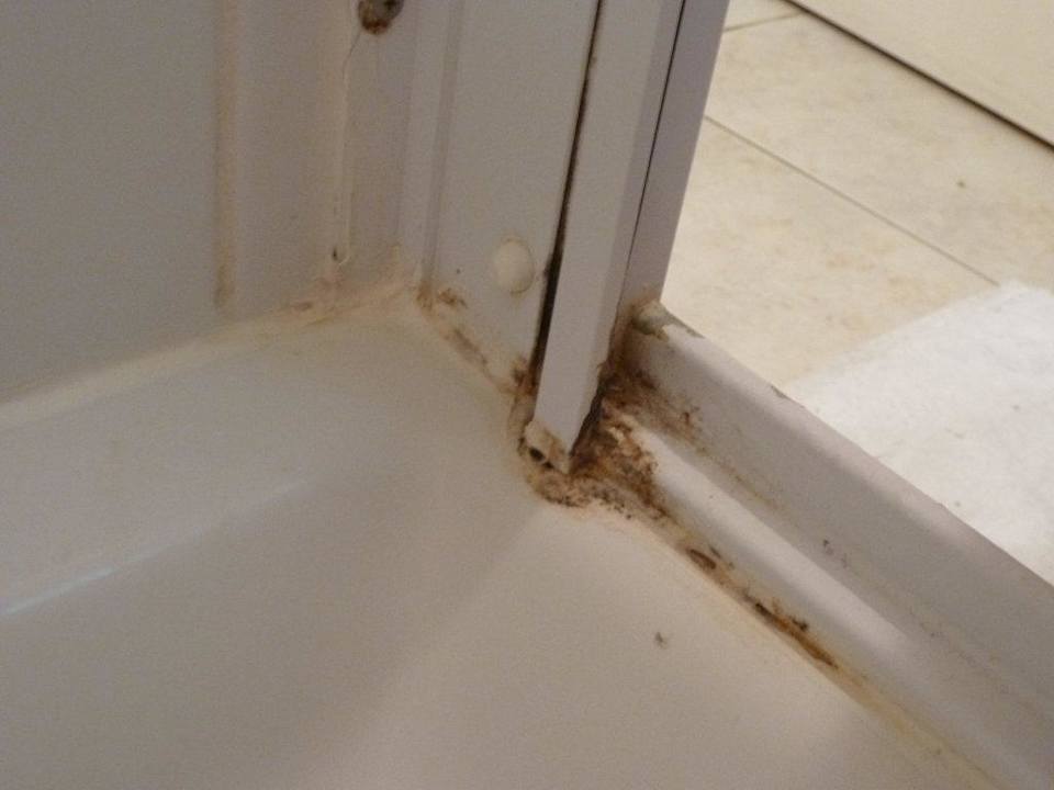 Dusche Ferienanlage Le Clos Bonaventure