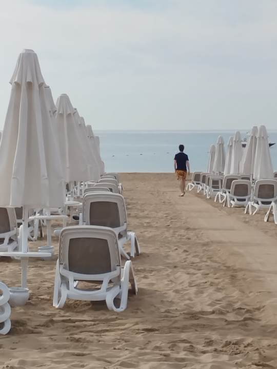Strand Barut B Suites