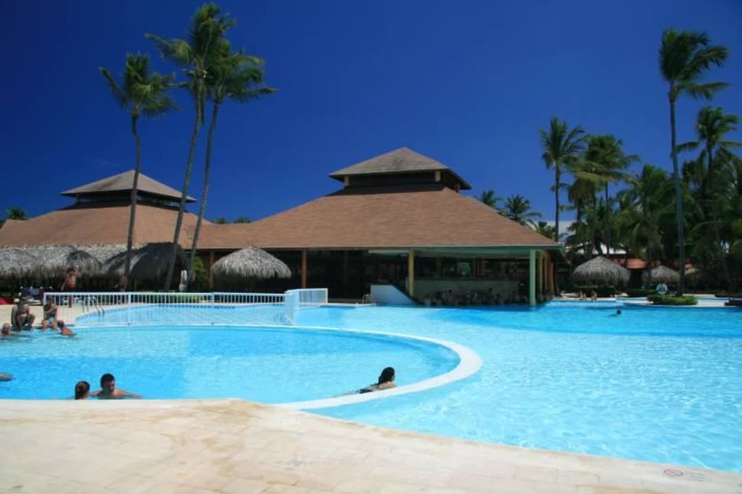 Einer der 4 Pools Grand Palladium Select Bávaro Resort & Spa
