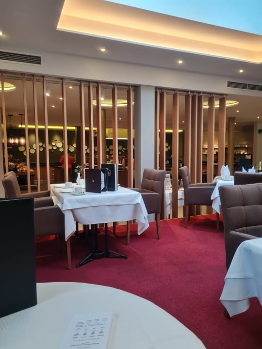 Gastro Hotel Holzapfel