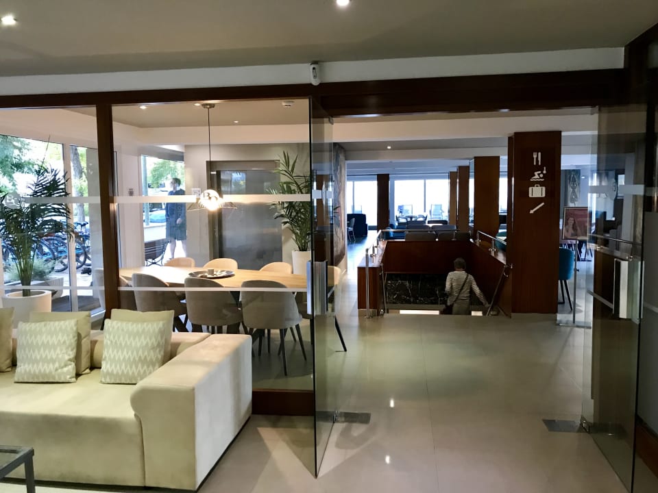 Lobby BQ Apolo Hotel