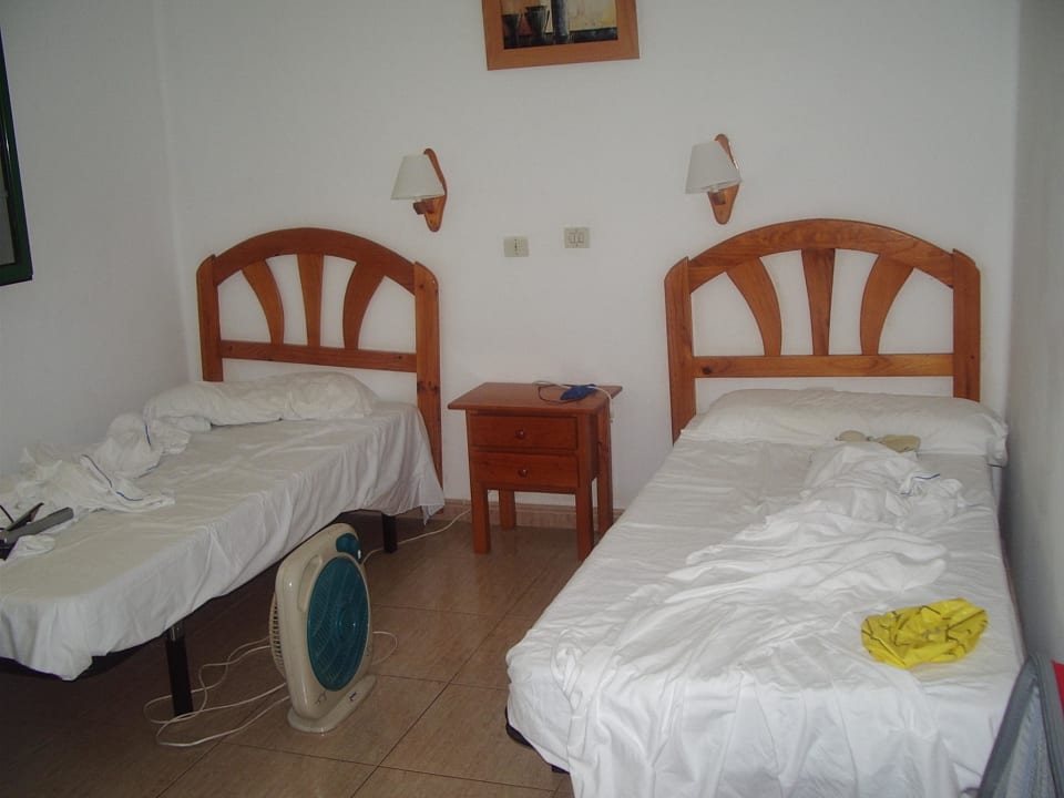 Schlafzimmer Hotel Atlantis Las Lomas