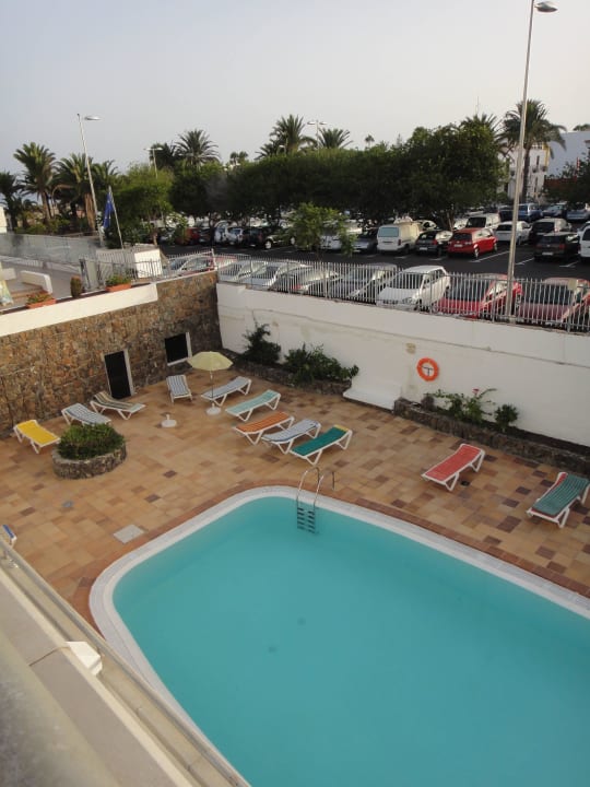 Pool Dolores Apartments