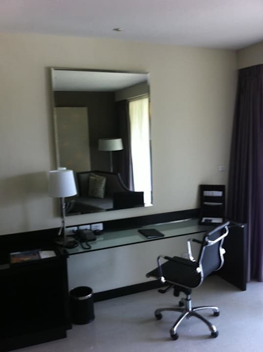 Schreibtisch Le Meridien Chiang Rai Resort