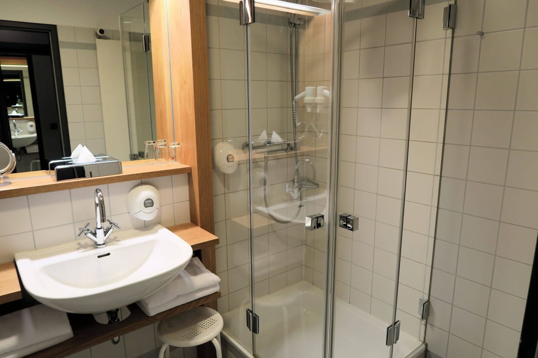 Bad rechte Seite Hotel & Gasthäuser Kloster Eberbach